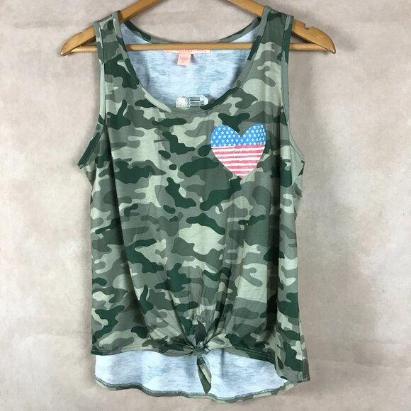 Rebellious One Juniors American Flag Heart Camo Tank Top NWT XL - Picture 1 of 6